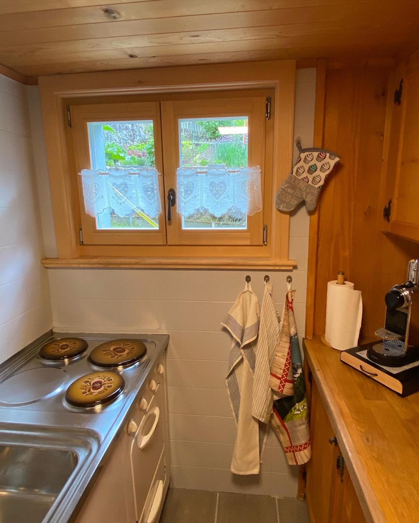 Apartment 1 Apt, Kitchen, Patio, In Beautiful